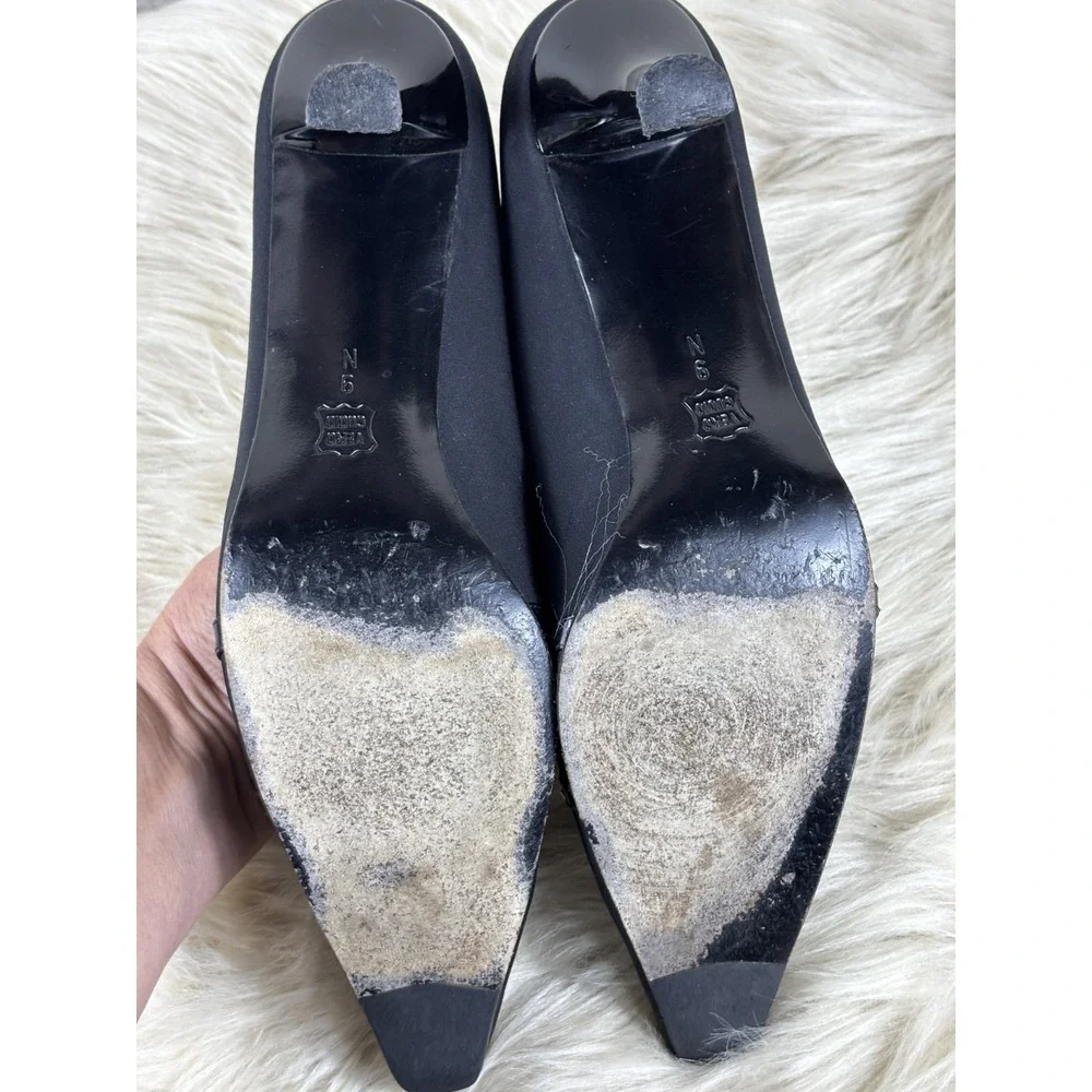 VANELi Black Satin‎ Heels Snip Toe Pumps Narrow Career Evening Wedding Chic 9N